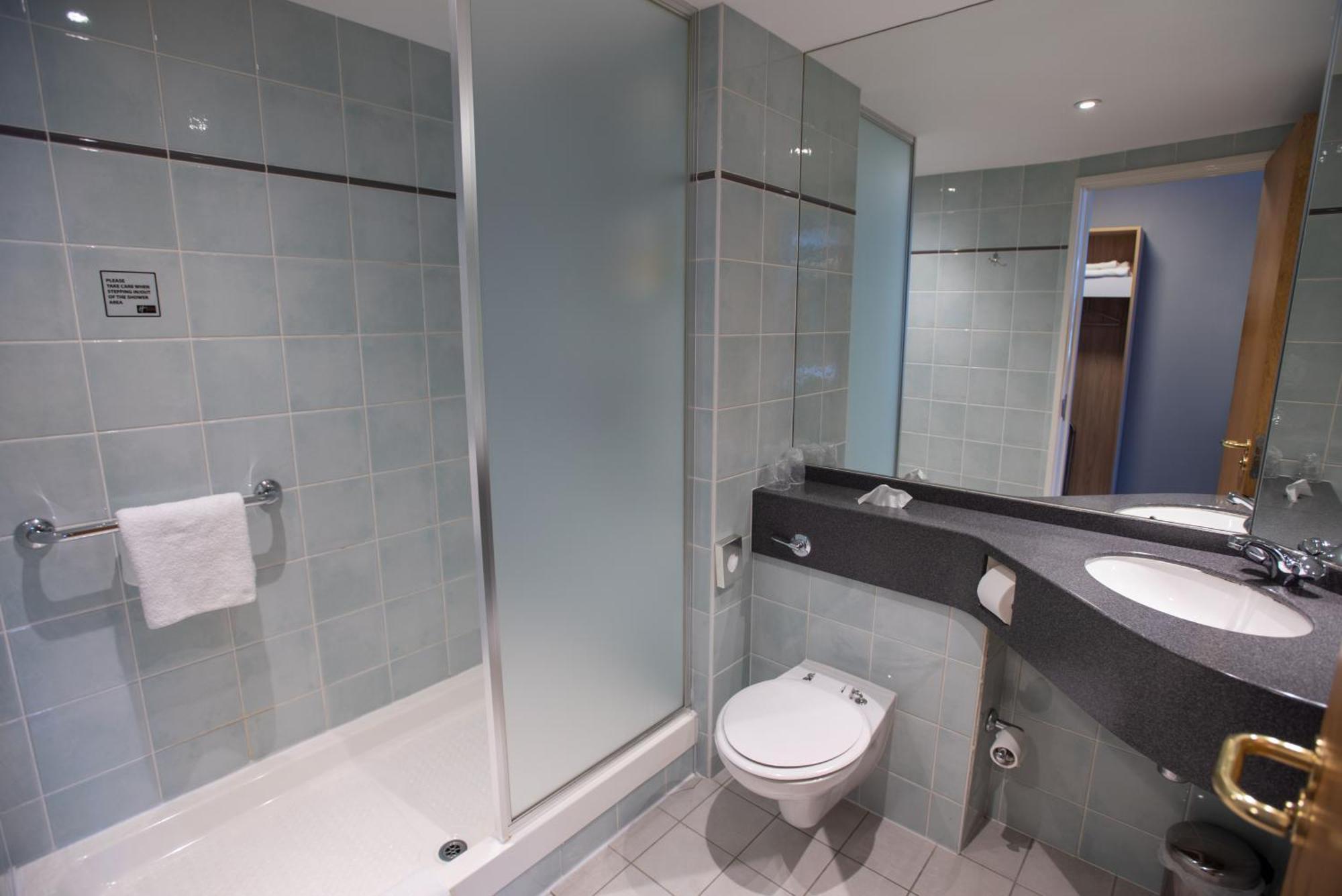& Lounge Hotel Knowsley