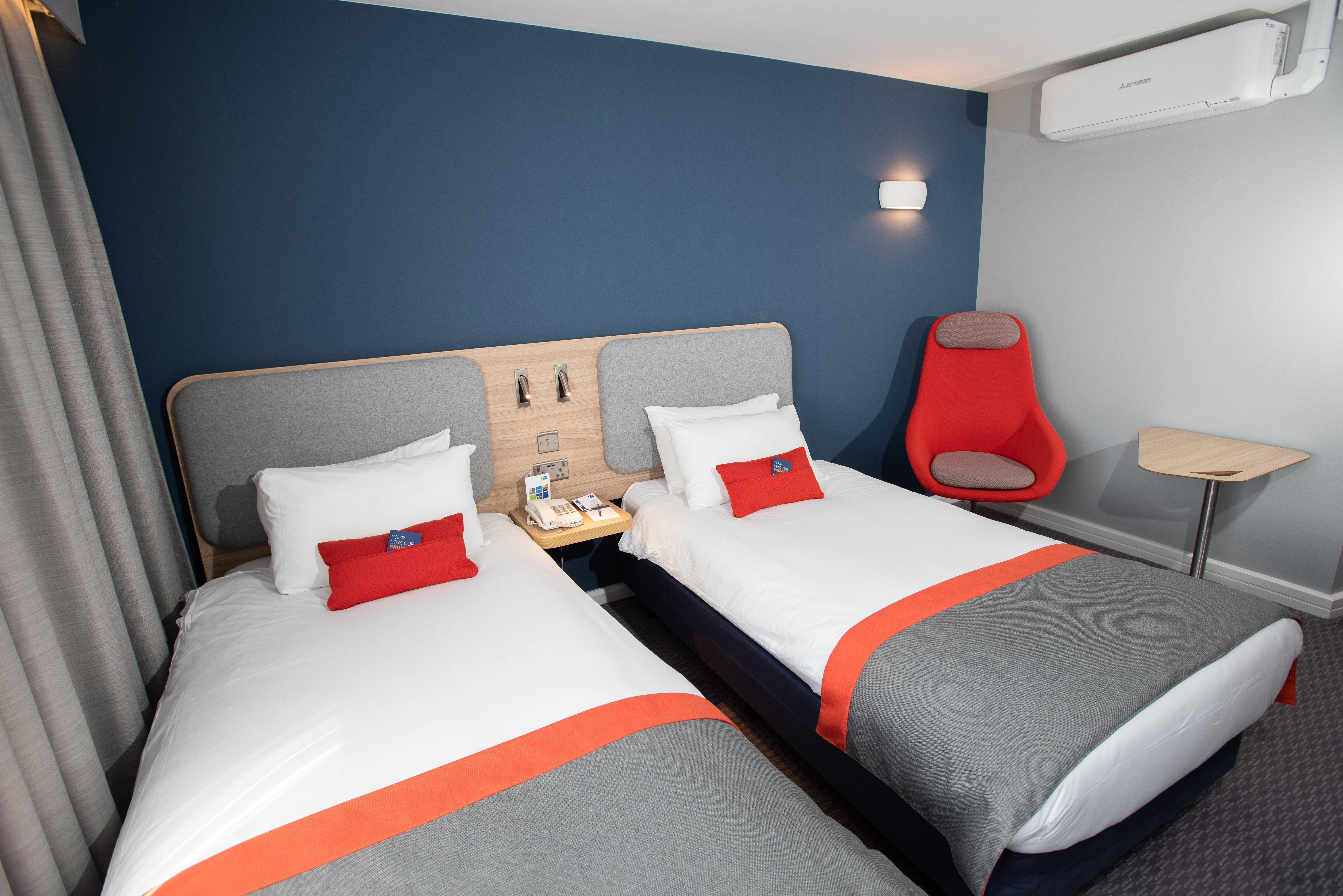 & Lounge Knowsley