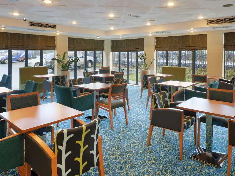 & Lounge 3* Knowsley